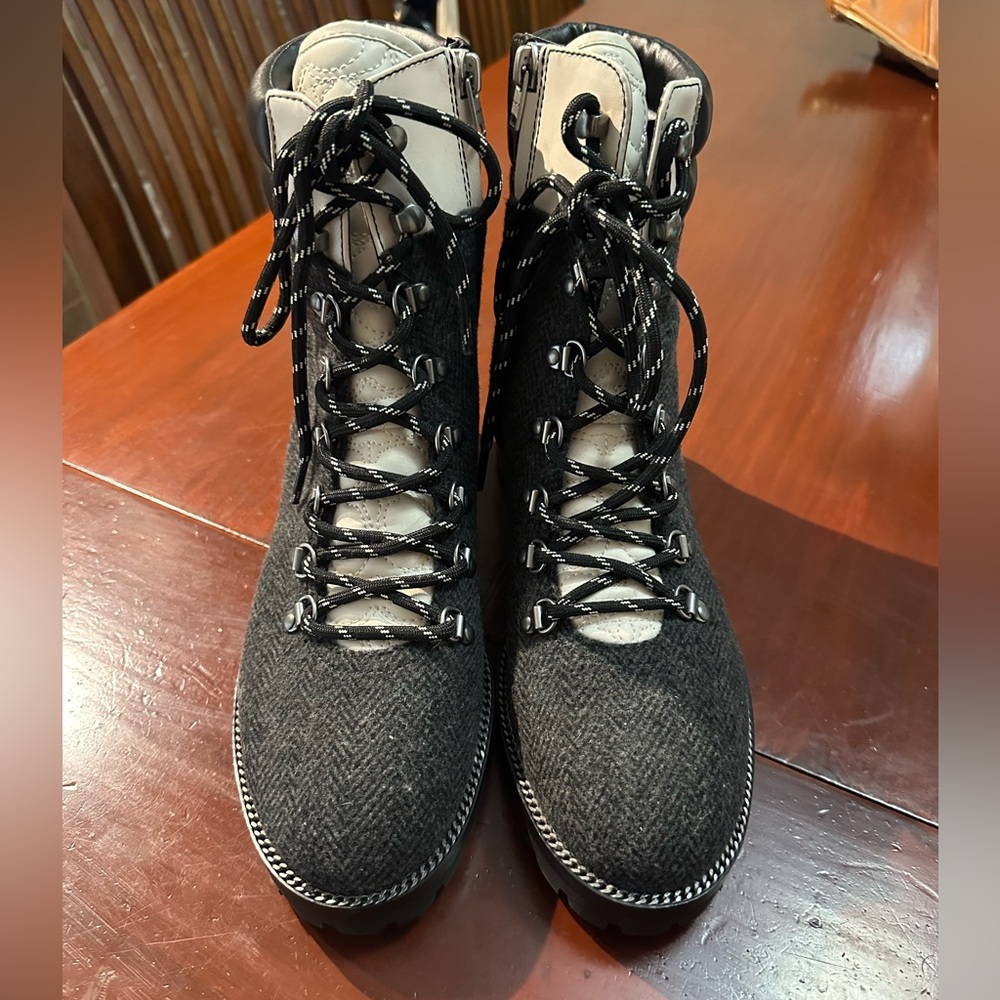 Coach hiking boots size 10